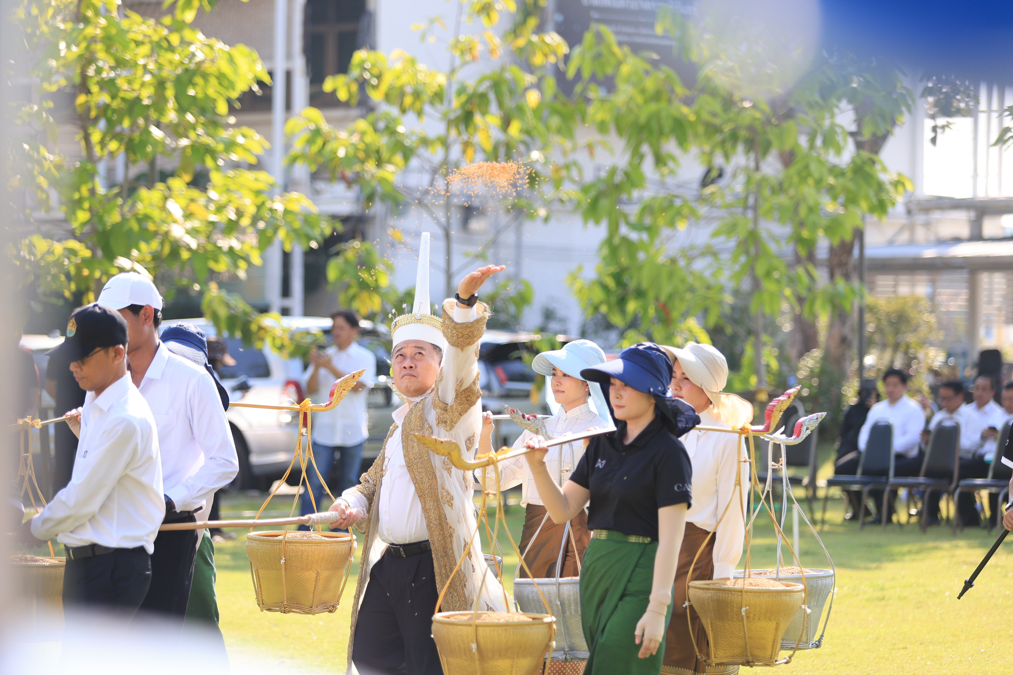 title - ส.ป.ก. ร่วมฝึกซ้อมริ้วขบวนอิสริยยศ ในพระราชพิธีพืชมงคลจรดพระนังคัลแรกนาขวัญ ประจำปี 2569 (ซ้อมกรณีพิเศษ ครั้งที่ 2)